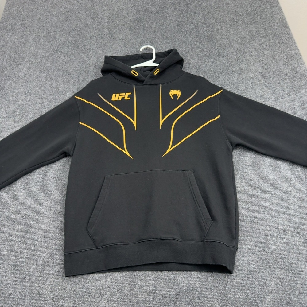 UFC Venum Hoodie Men M Black Cotton Polyester Graphic Hooded Sweatshirt Athletic